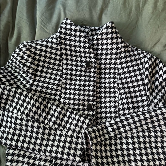 Kate Spade Houndstooth Single Breasted Belted Coat - Picture 9 of 12